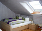Schlafzimmer Bett 1